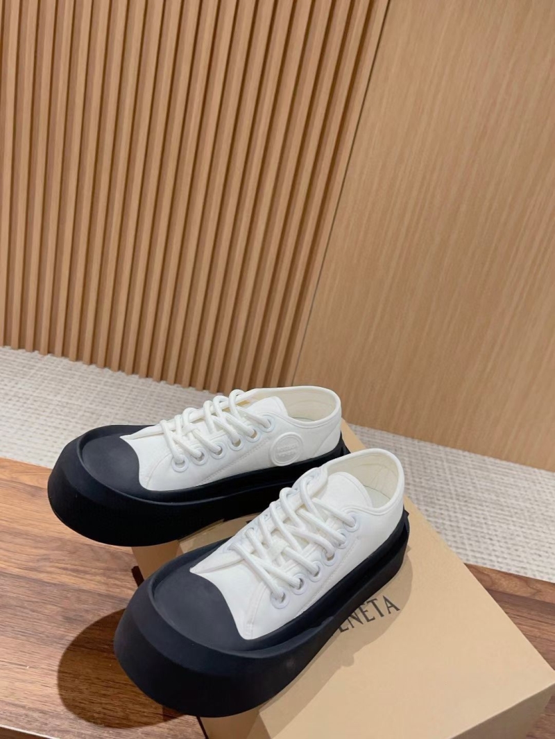 Gucci Casual Shoes